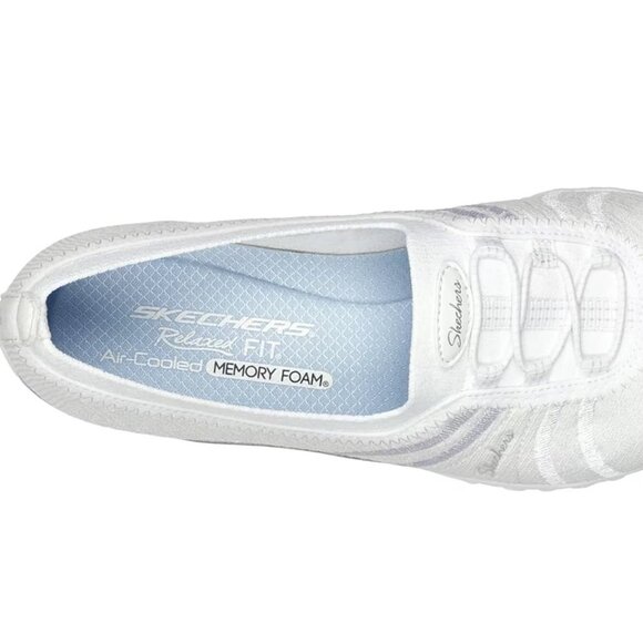 New Skechers Off White Relaxed Fit Breathe Easy Slip-On Sneaker 7.5 NWOB - Picture 8 of 8